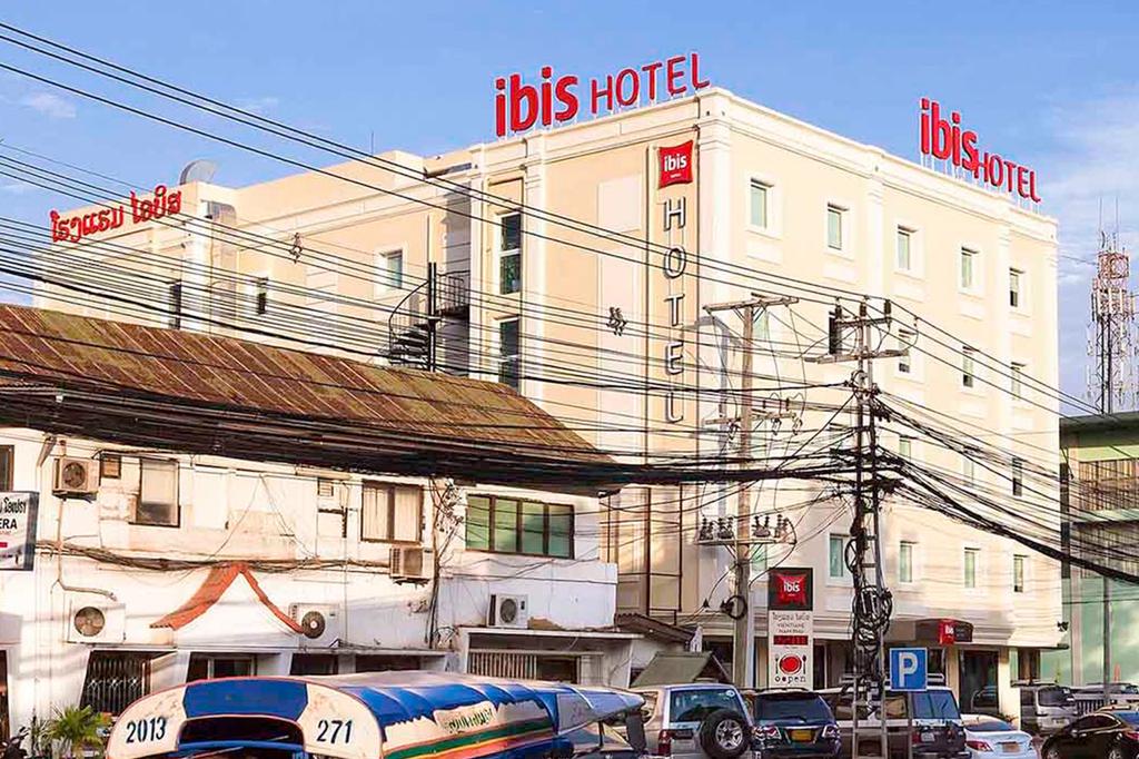 ibis Vientiane Nam Phu Exterior