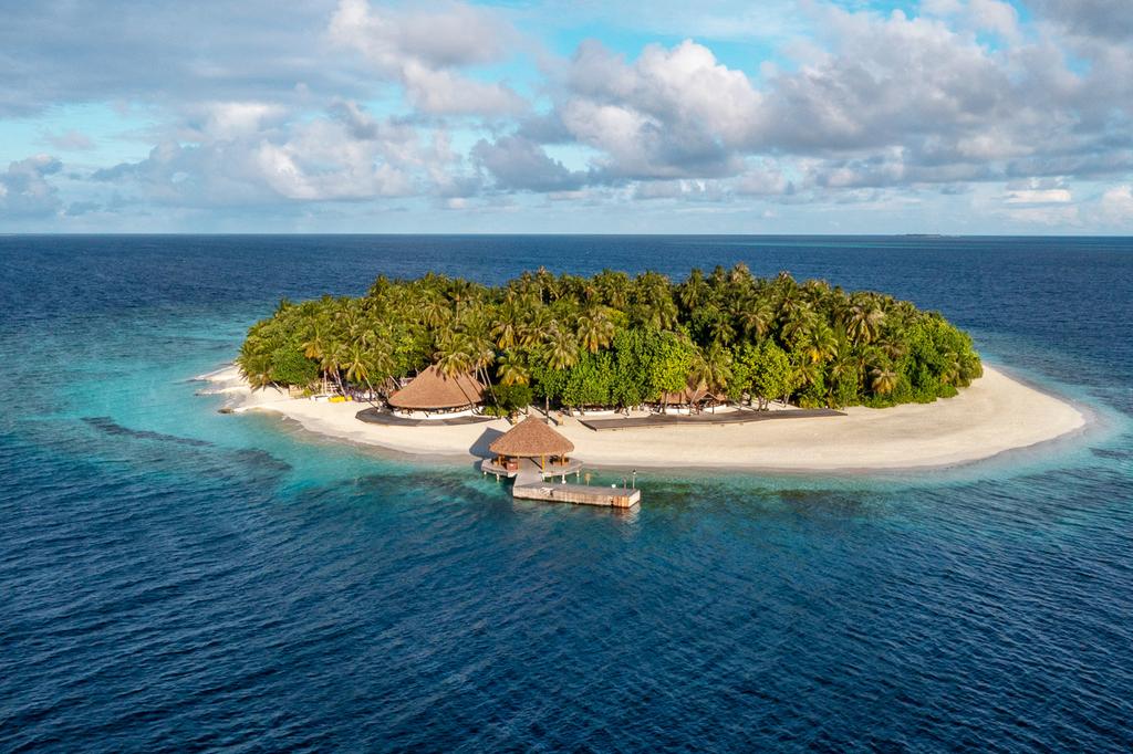 Aerial view of a tropical island paradise in the Maldives.