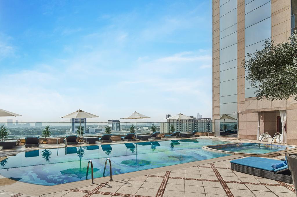 Pool at Fairmont Dubai