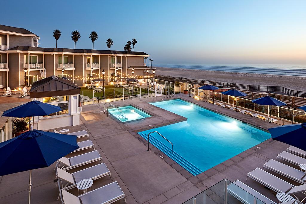 Outdoor pool at Vespera Resort on Pismo Beach, Autograph Collection