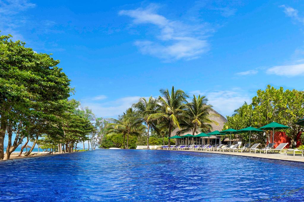 Pool at SO Sofitel Mauritius
