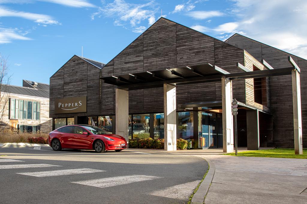 Exterior view of Peppers Marysville