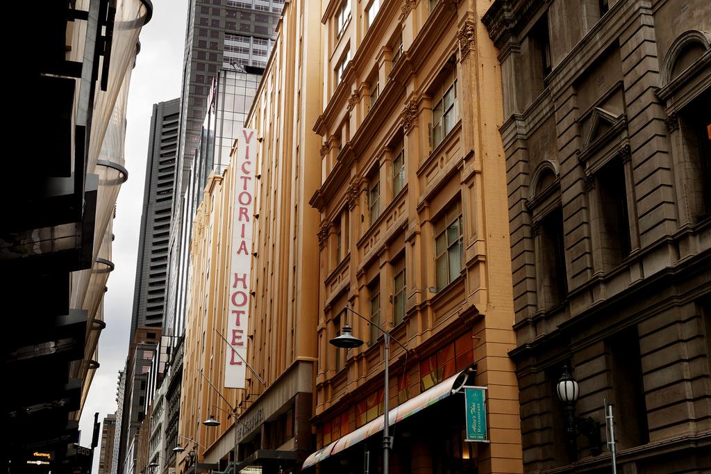 Historic hotel near Bourke Street Mall in Melbourne's city center.