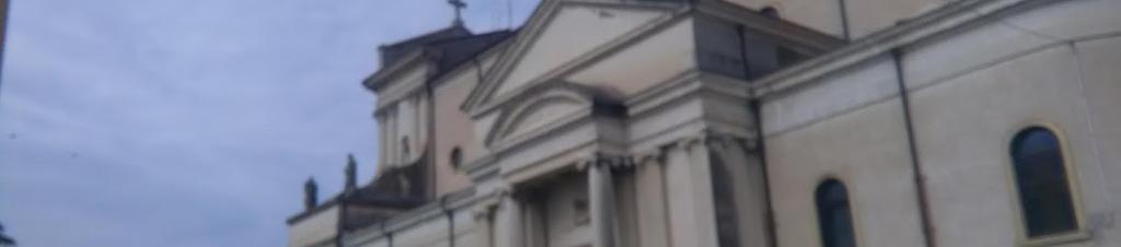 Luxury hotels in Dossobuono