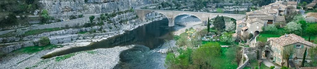 Luxury hotels in Bassin d'Aubenas