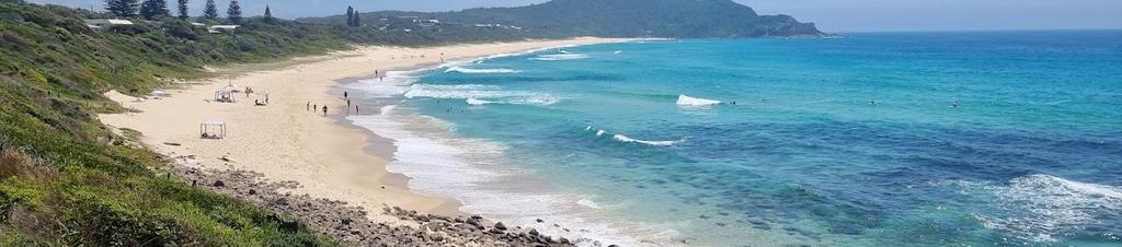 Luxury hotels in Boomerang Beach