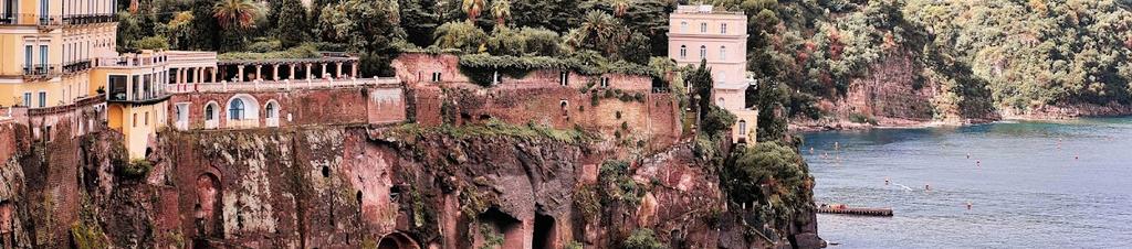 Luxury hotels in Sorrento