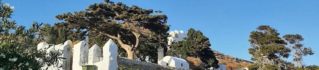 Luxury hotels in Folegandros