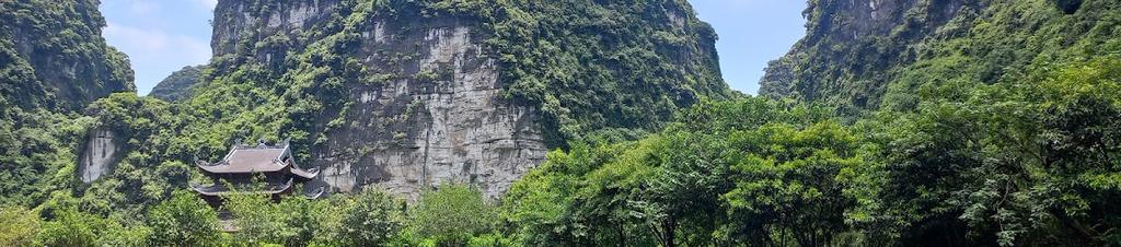 Luxury hotels in Ninh Binh Province