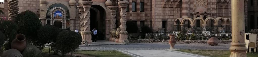 Luxury hotels in Ras Nasrani