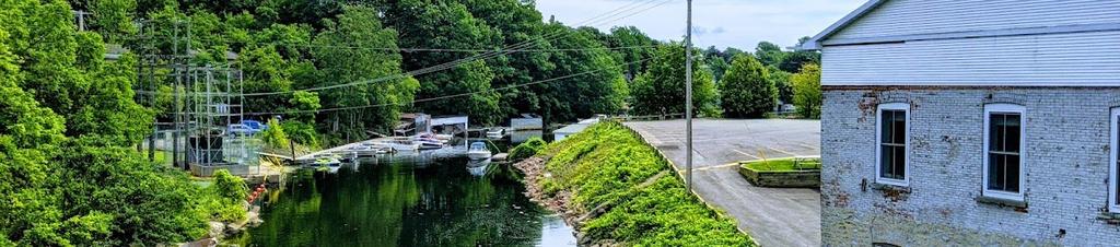 Luxury hotels in Gananoque