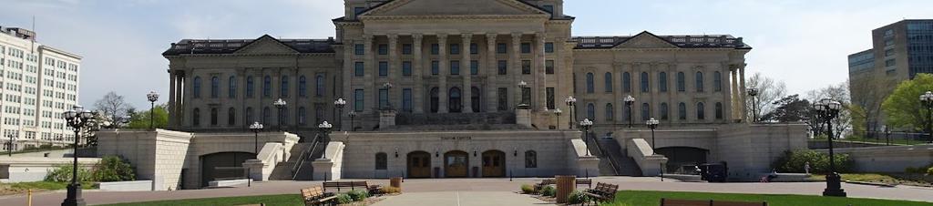 Luxury hotels in Topeka