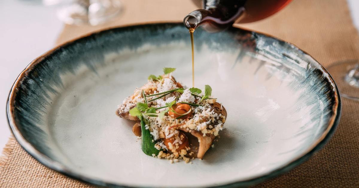 Five-Course Fine-Dining Experience at Chef-Hatted Cottage Point Inn for ...