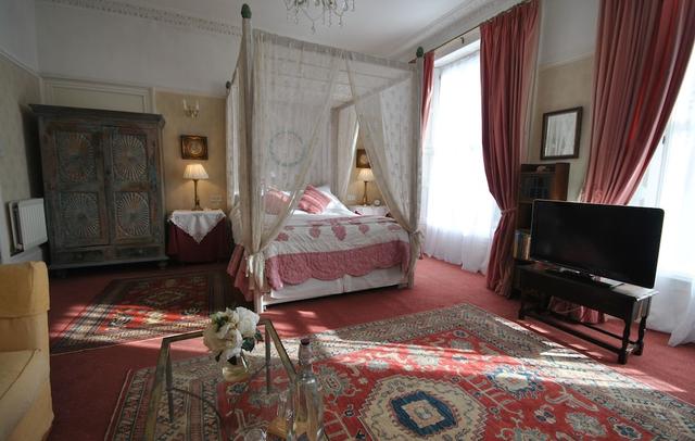 Churchill Guest House