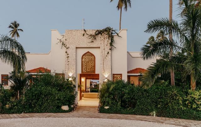 LUX Marijani Zanzibar