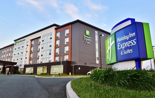 Holiday Inn Express & Suites St John's Airport by IHG