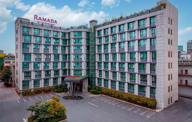 Ramada by Wyndham Xiangyang Fancheng