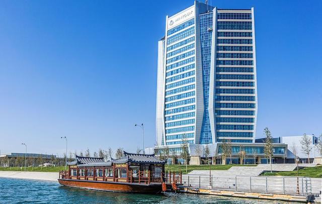 Silk Road by Minyoun