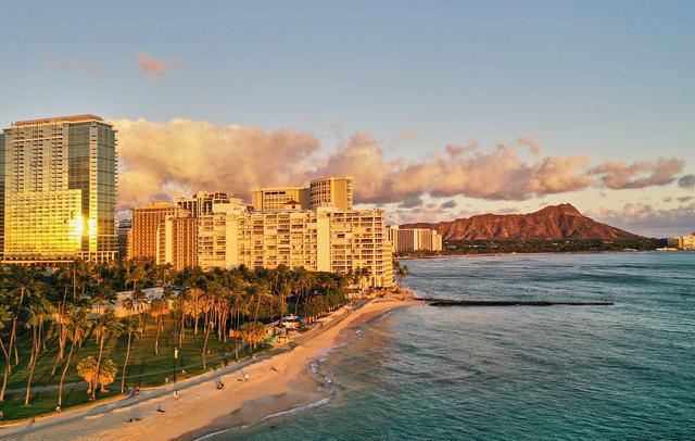 Ka La'i Waikiki Beach, LXR Hotels & Resorts