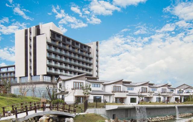 Dancewoods Hotels & Resorts