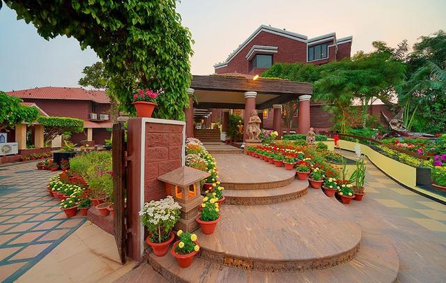 MAYFAIR Heritage, Puri