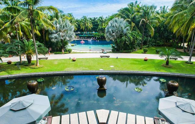 Pullman Oceanview Sanya Bay Resort & Spa