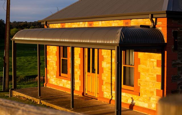 The Old Farm Cottage, Mount Torrens