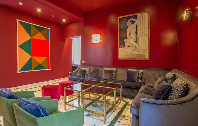 Boutique Hotel Metro 900