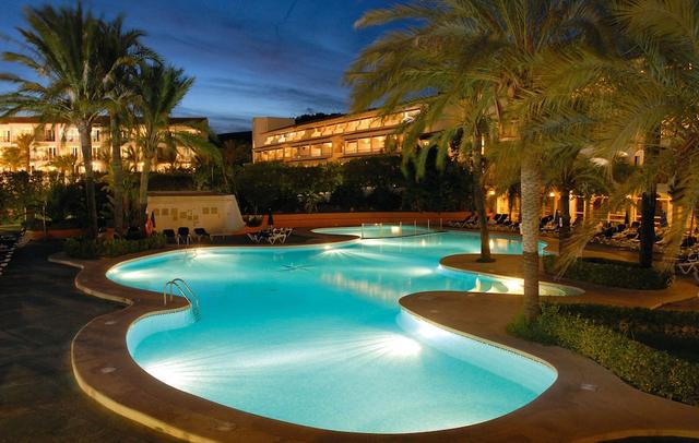 FERGUS Club Font de Sa Cala Beach