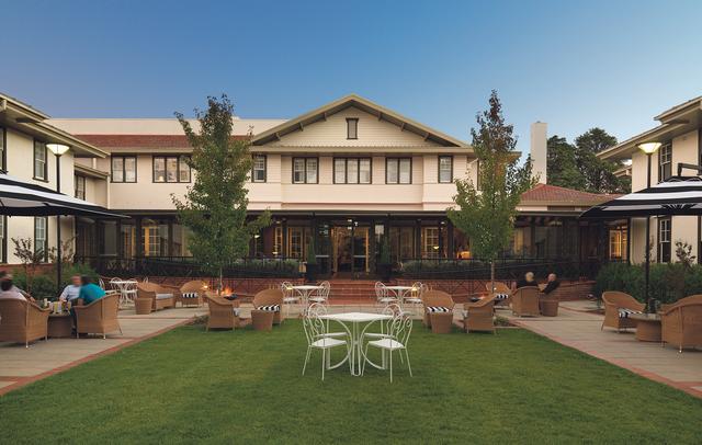 Hotel Kurrajong Canberra