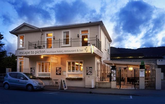Escape To Picton