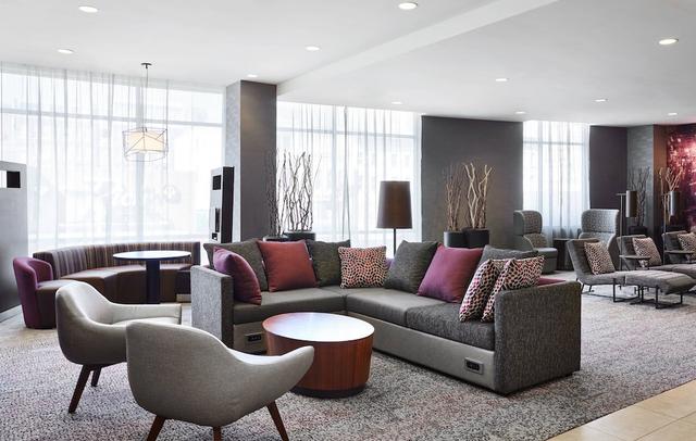 Courtyard by Marriott Newark Downtown