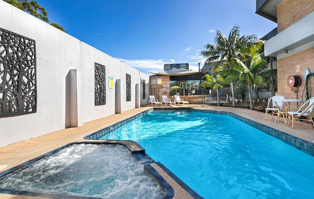Peninsula Nelson Bay Motel and Serviced Apartments