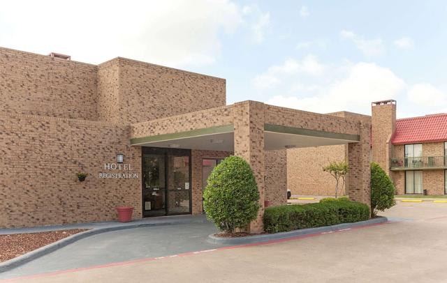 Hawthorn Extended Stay by Wyndham Richardson