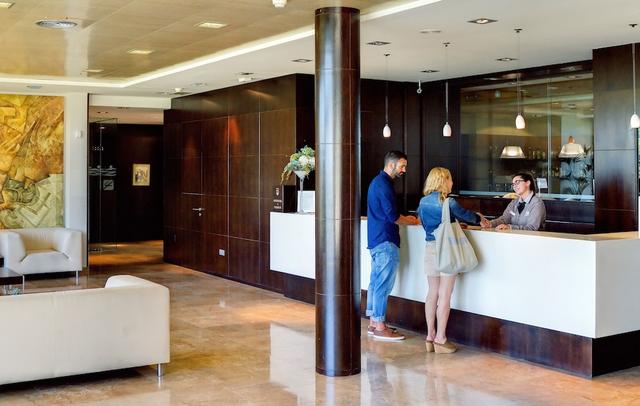 Oca Palacio de la Llorea Hotel & Spa