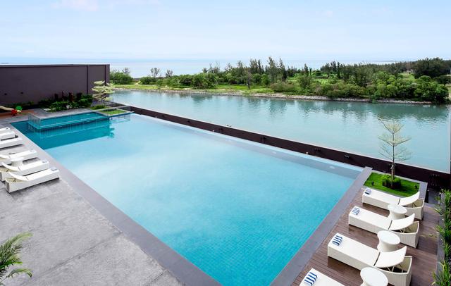 Pullman Miri Waterfront