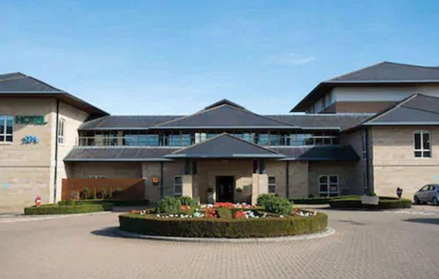 Thorpe Park Hotel and Spa