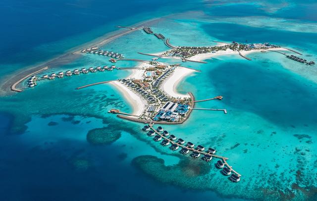 Centara Grand Lagoon Maldives