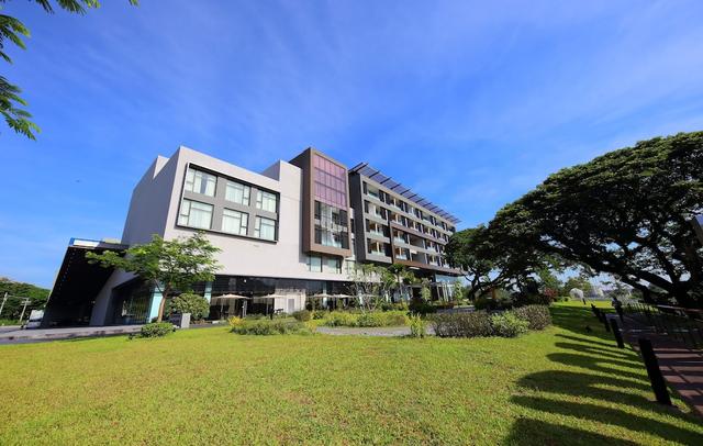 Midori Clark Hotel and Casino