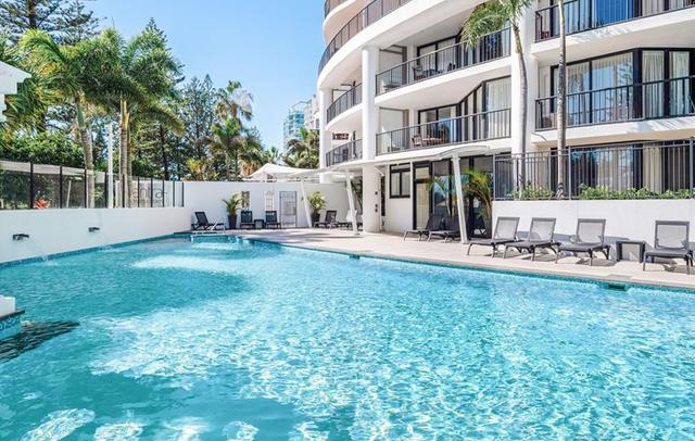 Mantra Coolangatta Beach