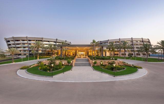 Radisson Blu Hotel & Convention Center, Alexandria