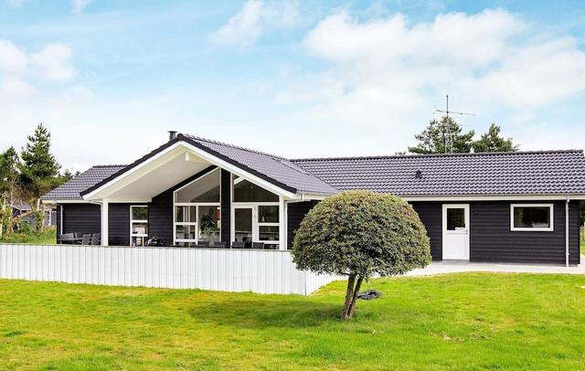 Swanky Holiday Home in Blåvand With Whirlpool