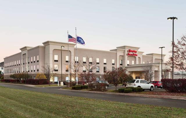 Hampton Inn & Suites Detroit/Sterling Heights