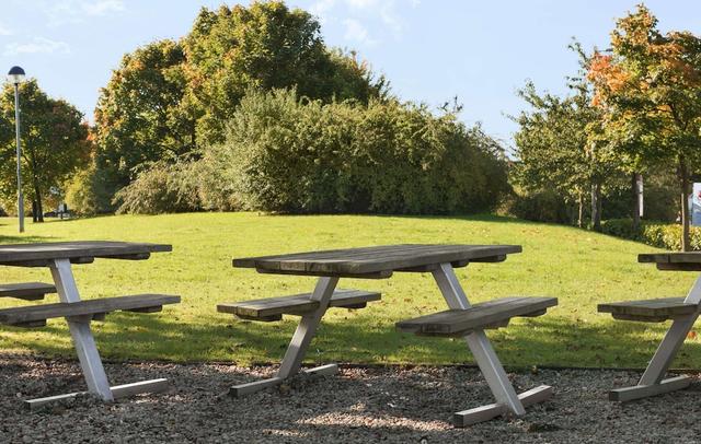 Days Inn by Wyndham Warwick South M40