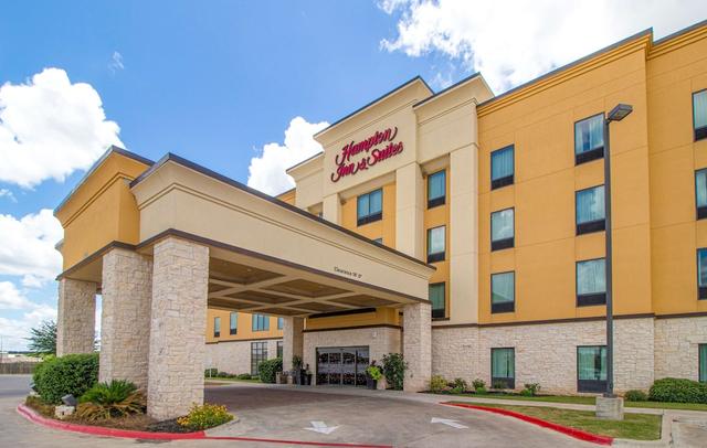 Hampton Inn & Suites Bastrop