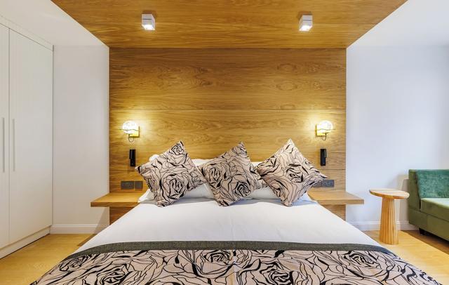 Rosemay Boutique Hotel Near Heathrow Airport