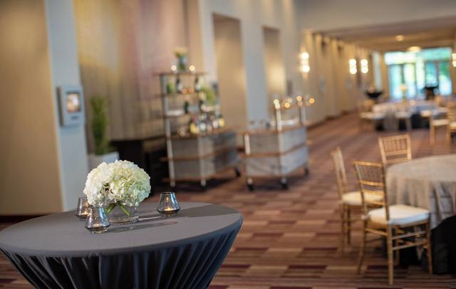 Renaissance Dallas Richardson Hotel