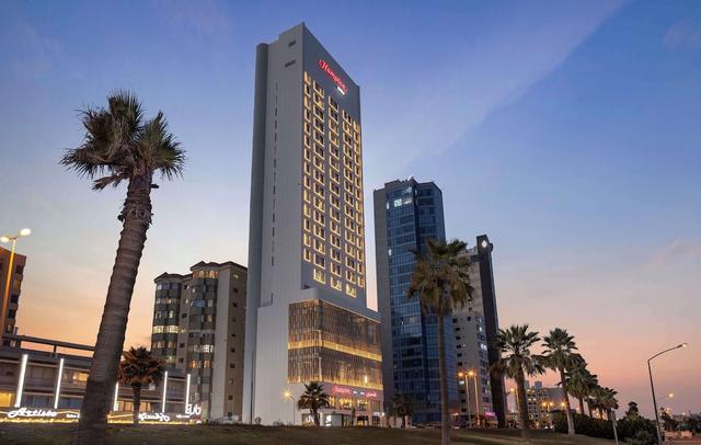 Hampton By Hilton Kuwait Salmiya