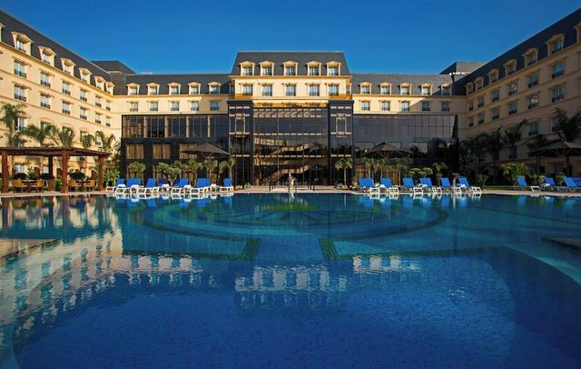 Renaissance Cairo Mirage City Hotel