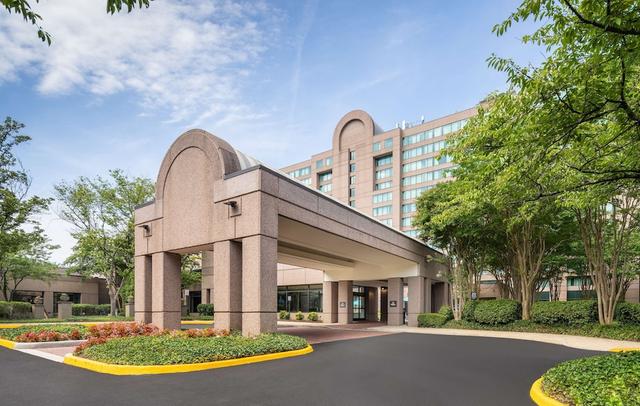 Hilton Fairfax